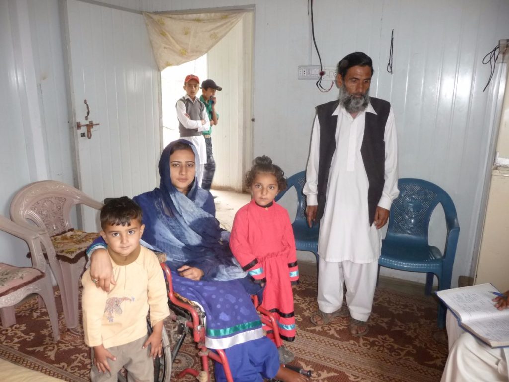 Saadia Noor and Family in New House!